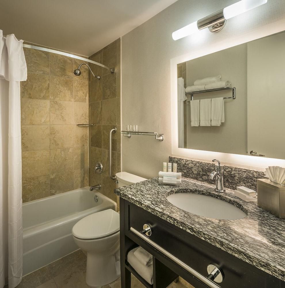 Homewood By Hilton Downtown - Magnificent Mile Hotel Chicago