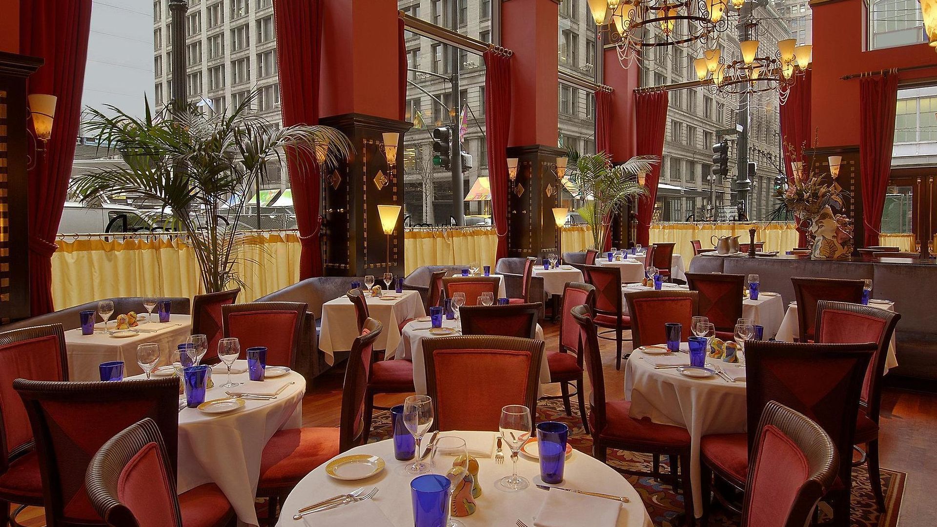 Staypineapple, An Iconic Hotel, The Loop 4*