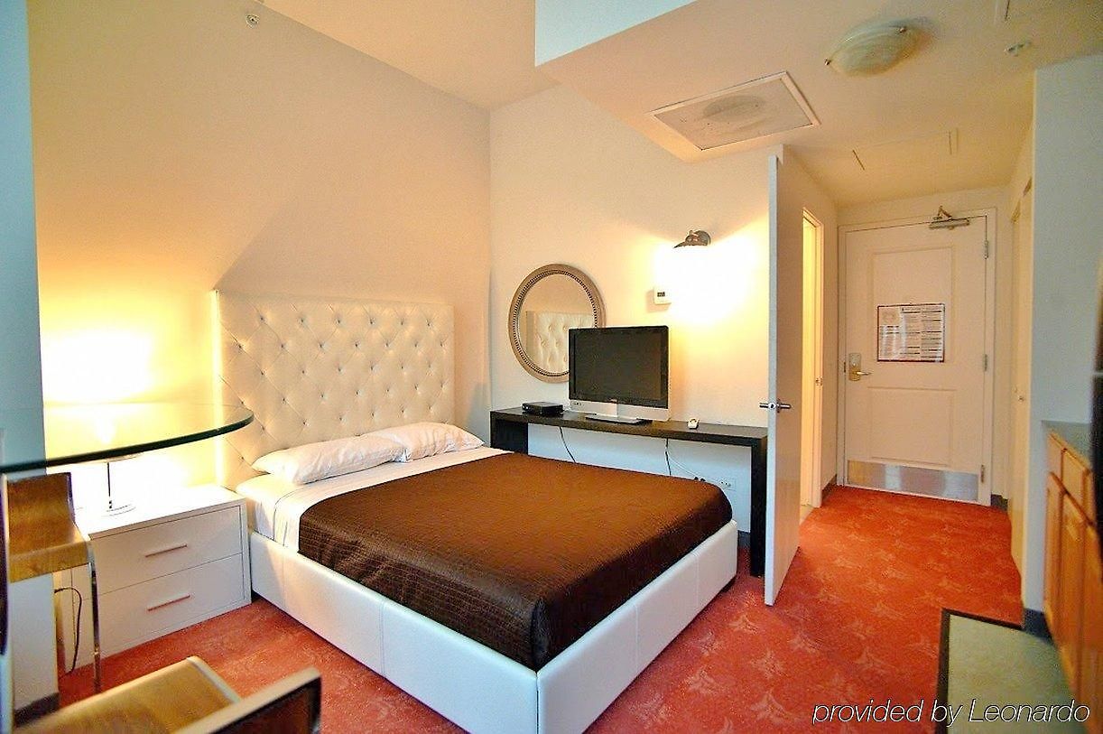 Hotel The Collection Millennium Park 3*