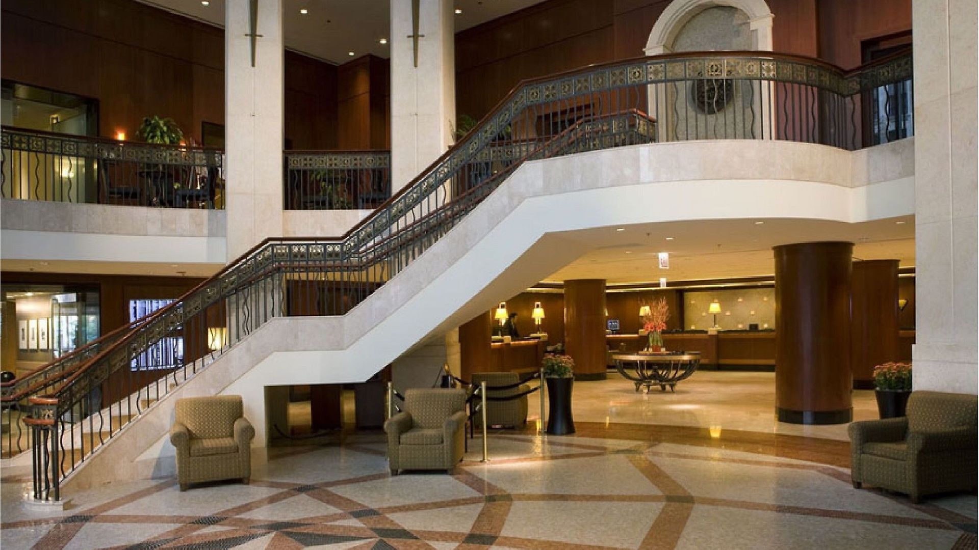Hotel Intercontinental Magnificent Mile By Ihg 4*