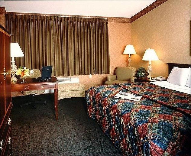 Motel O'hare Garden 2*