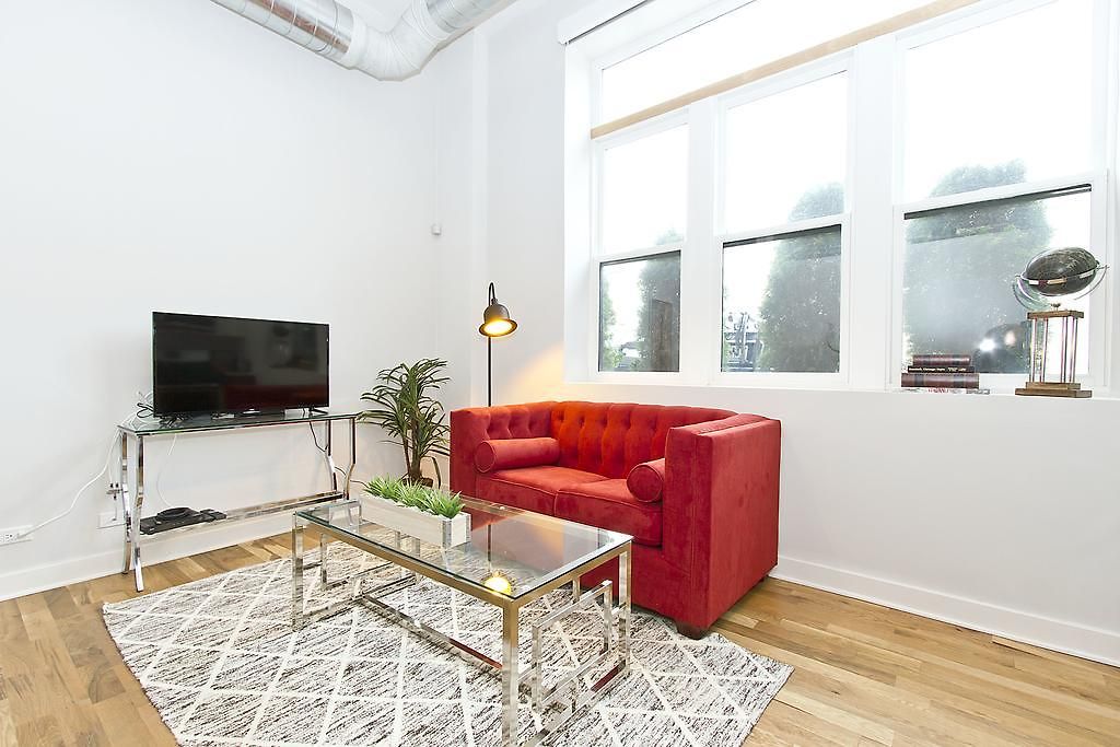 Aparthotel Sonder — Six Points