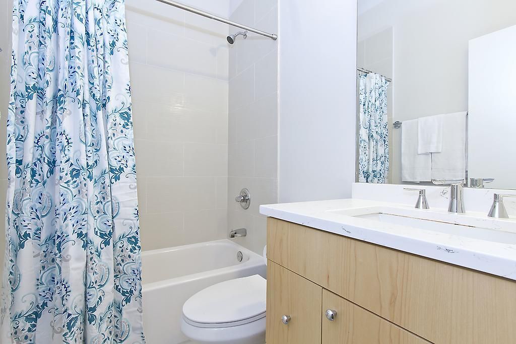Sonder — Six Points Aparthotel Chicago