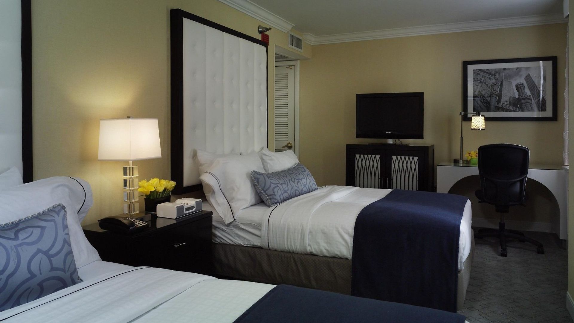 Warwick Allerton Hotel 4*