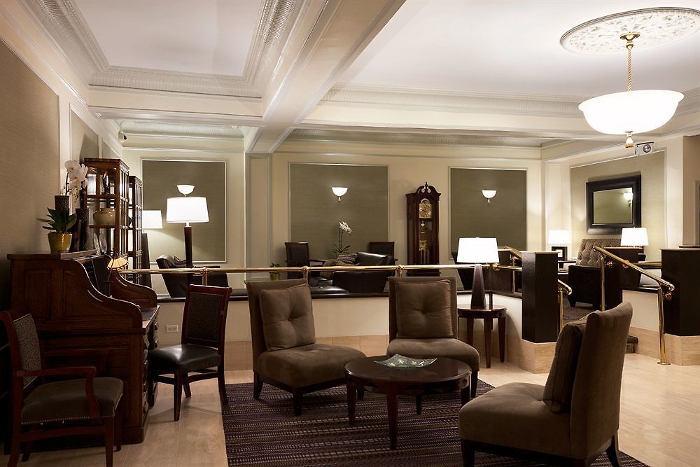 Versey Lincoln Park Hotel 3*