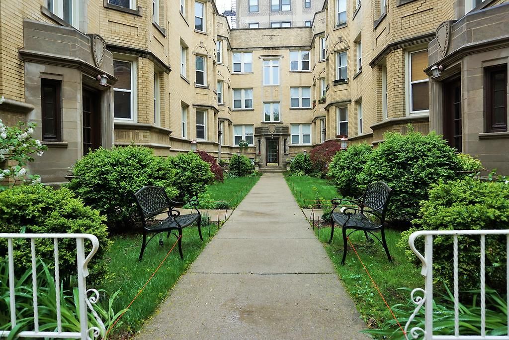 Lakewood Avenue Chicago