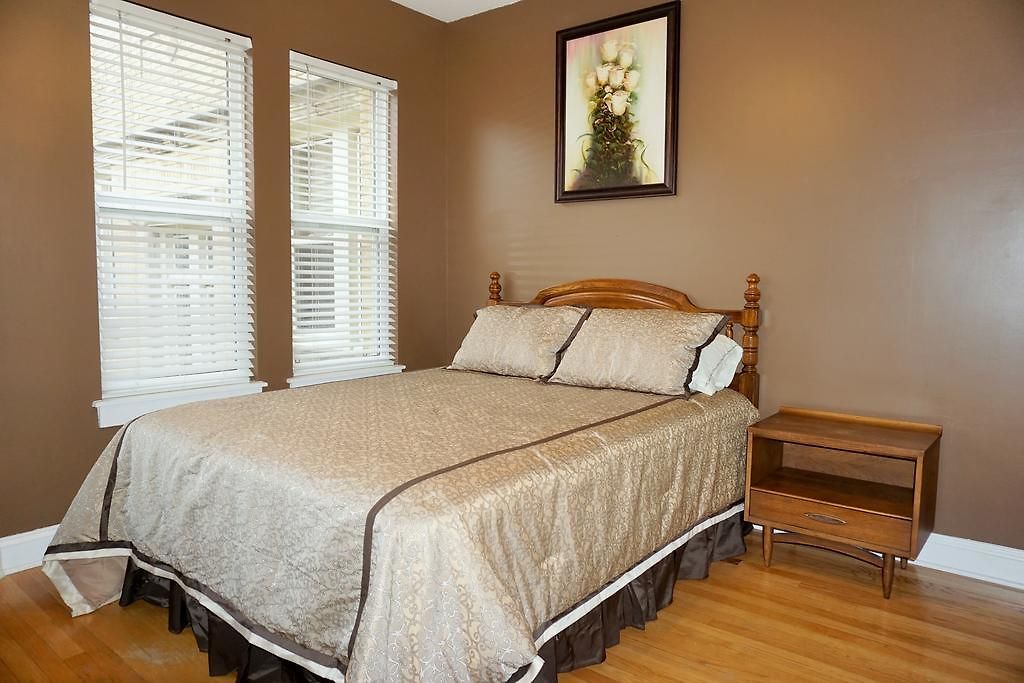 Lakewood Avenue Guest house Chicago