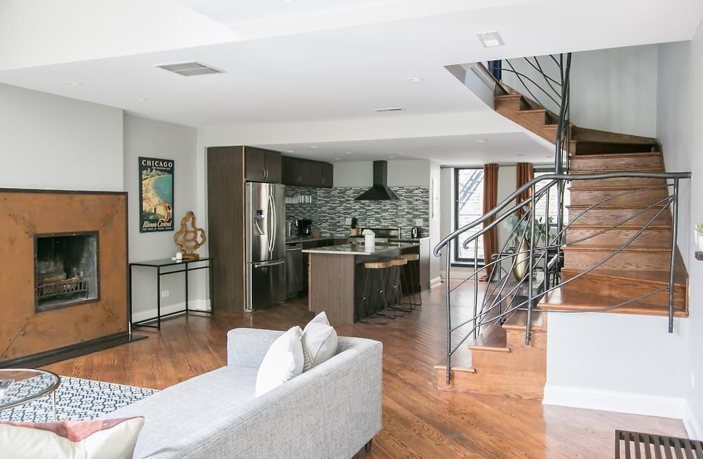 Sonder — Burton Place 4* Chicago