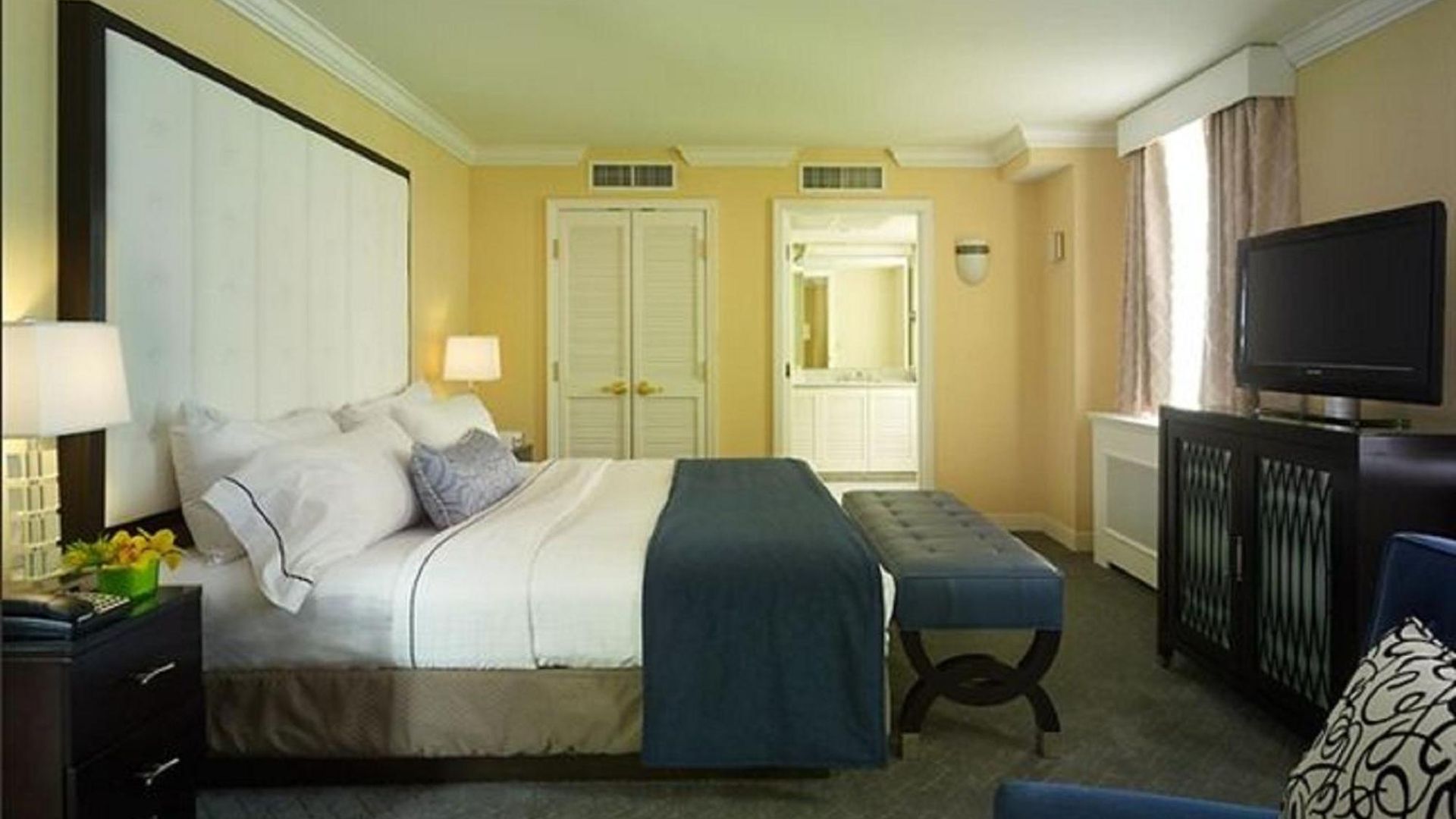 Warwick Allerton Hotel