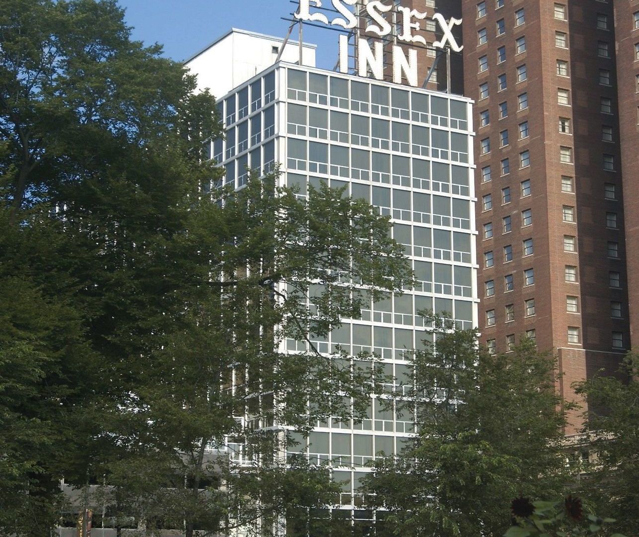 Le Meridien Essex Hotel 4*