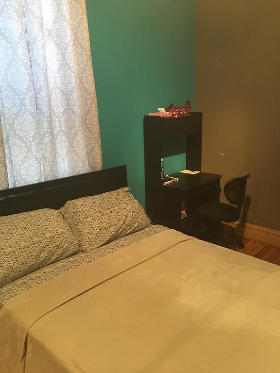 Homestay Hollywood Llc Chicago