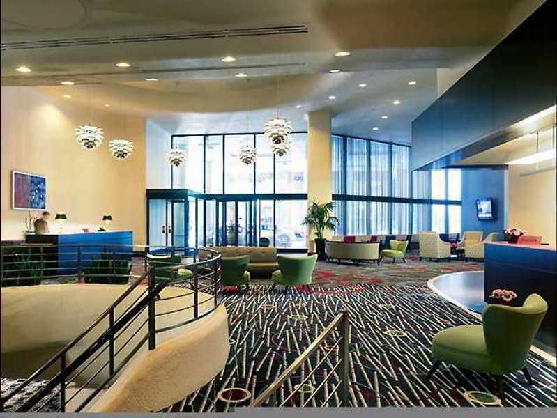 Doubletree By Hilton Magnificent Mile Hotel