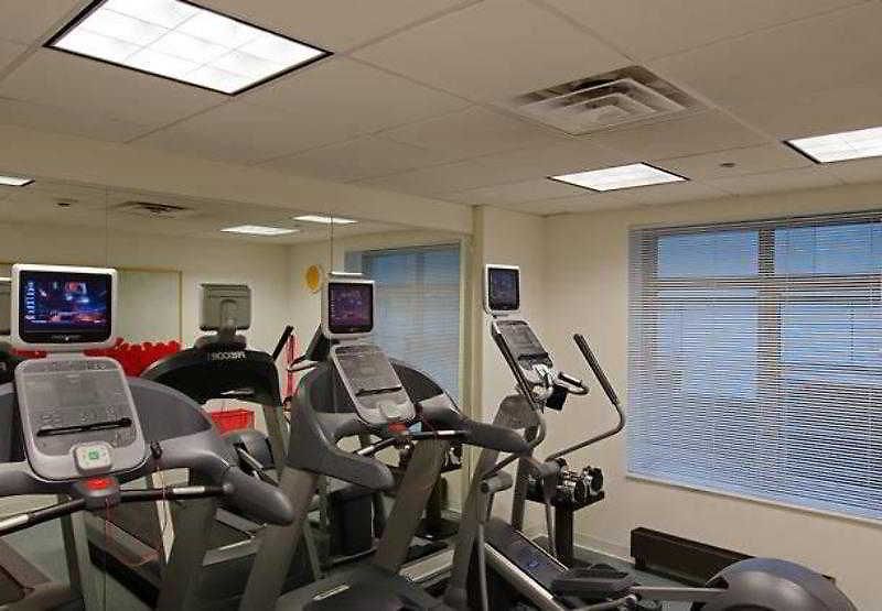 Fairfield And Downtown/ Magnificent Mile 3*