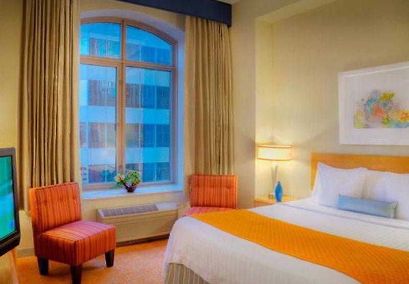 Fairfield And Downtown/ Magnificent Mile Hotel