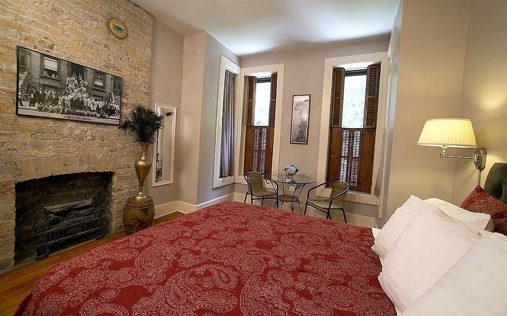 Bed & Breakfast Wicker Park 3*