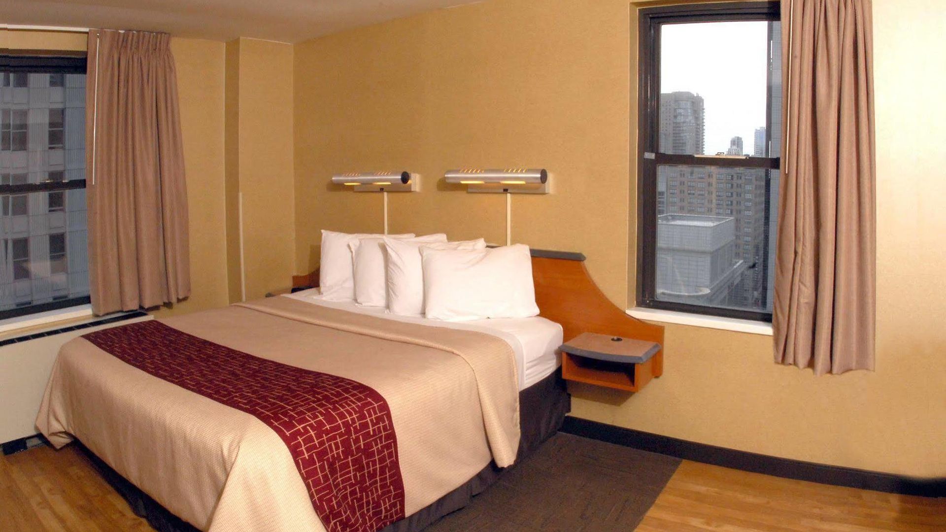 Hotel Saint Clair - Magnificent Mile Chicago