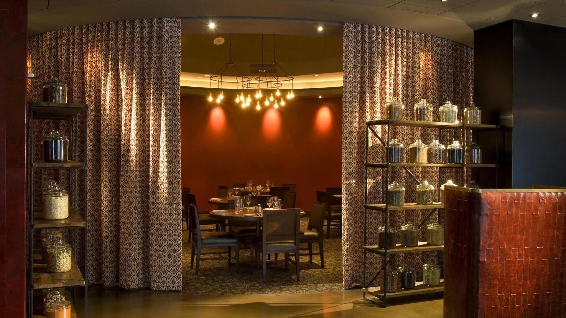 Doubletree By Hilton Magnificent Mile