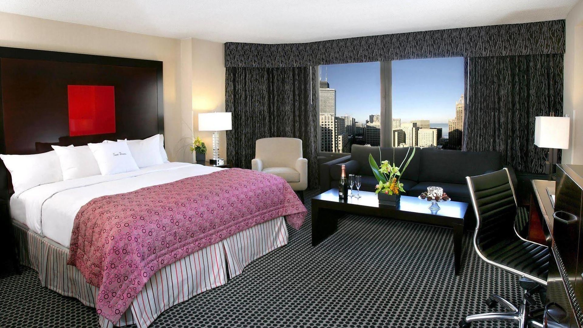 Hotel Doubletree By Hilton Magnificent Mile Chicago