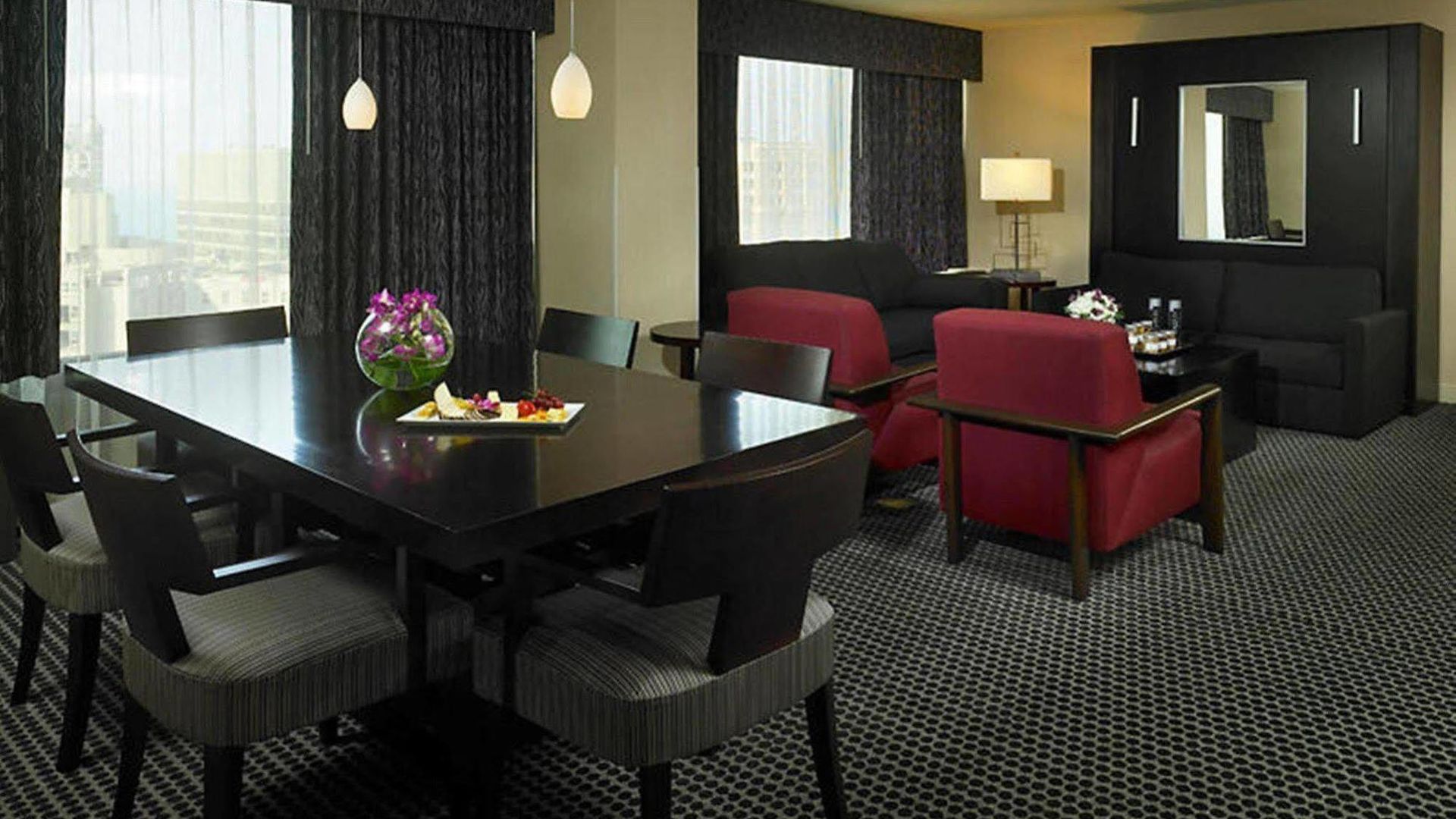 Doubletree By Hilton Magnificent Mile