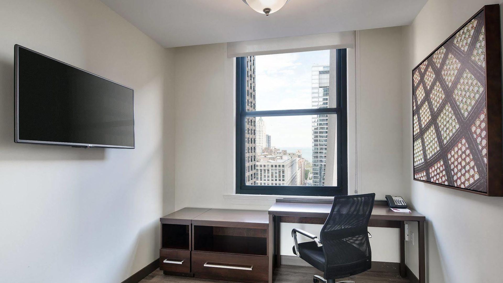 By Marriott Downtown/loop Hotel 3*