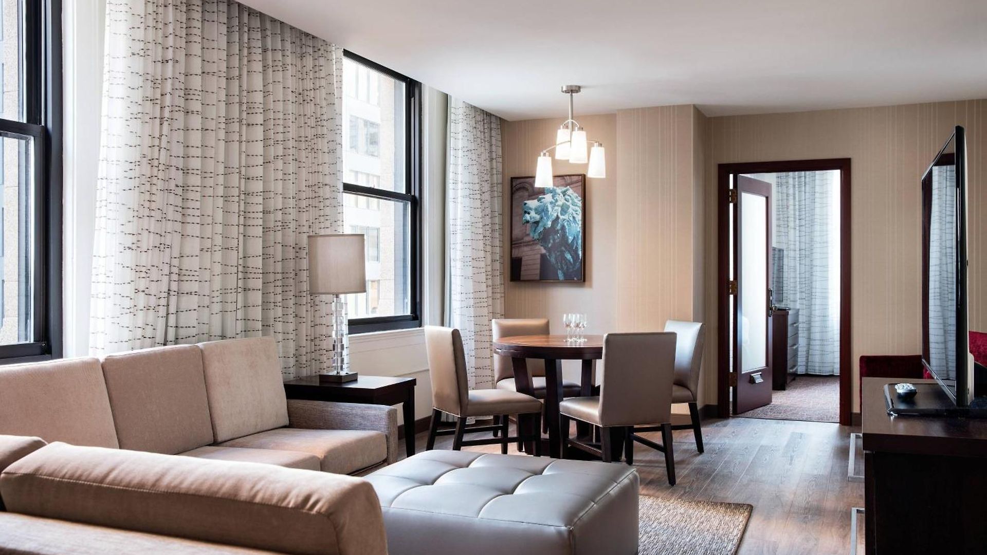By Marriott Downtown/loop