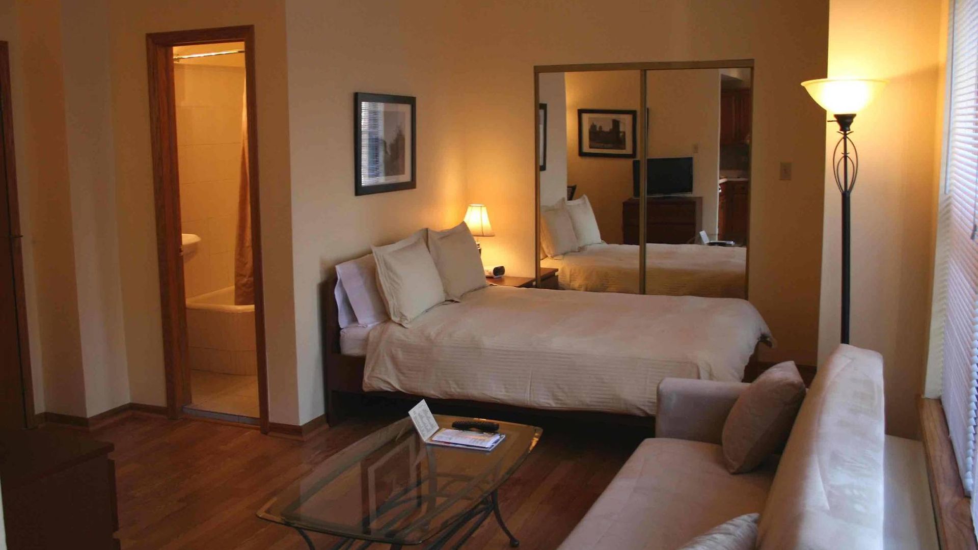 Hotel Dewitt And 3*