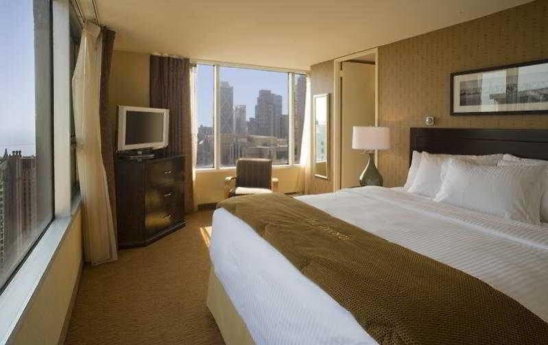 Hampton Downtown/magnificent Mile 3*