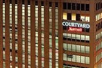 Courtyard By Marriott Downtown/magnificent Mile 3*