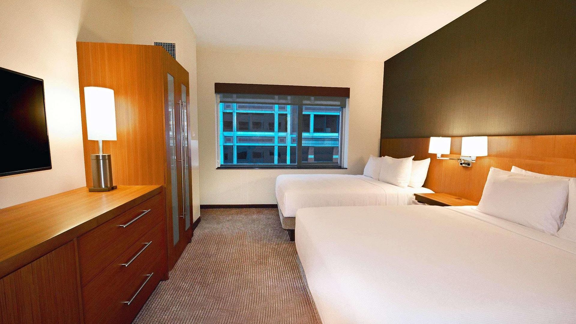 Hyatt Place Chicago/downtown - The Loop Hotel 3*