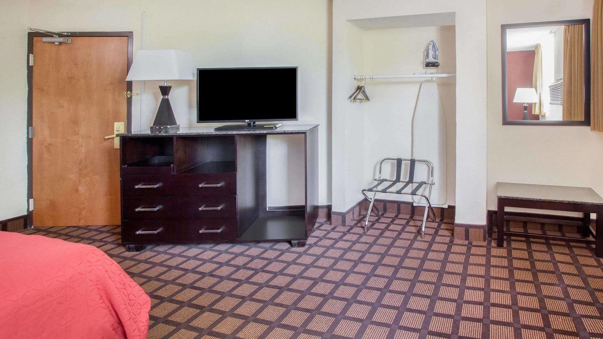 Super 8 By Wyndham Il Hotel 2*