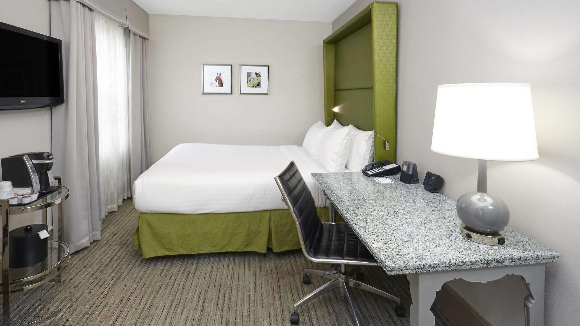 Hotel Express - Magnificent Mile By Ihg