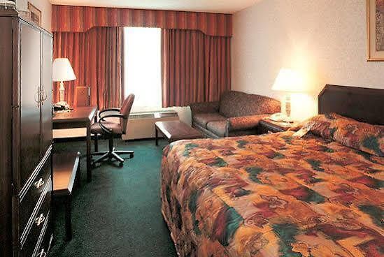 Midway Airport S By Ihg Hotel Chicago