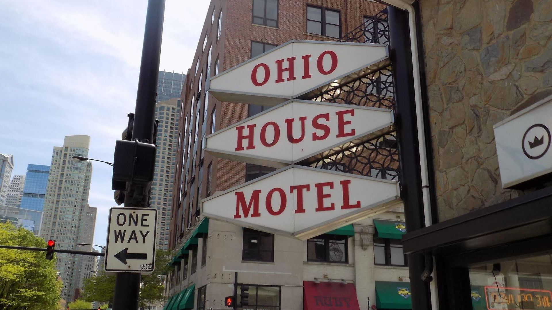 Ohio House 3* Chicago