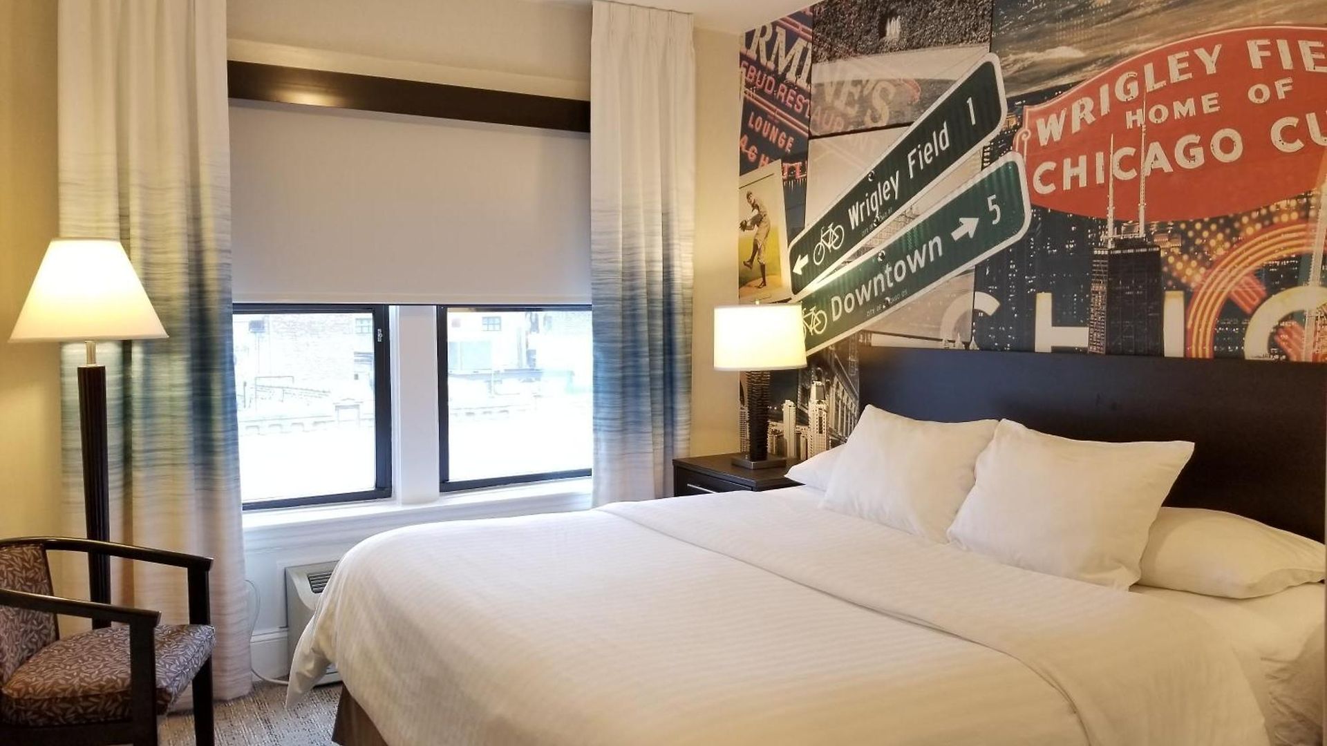 Hotel Versey Lincoln Park 3*