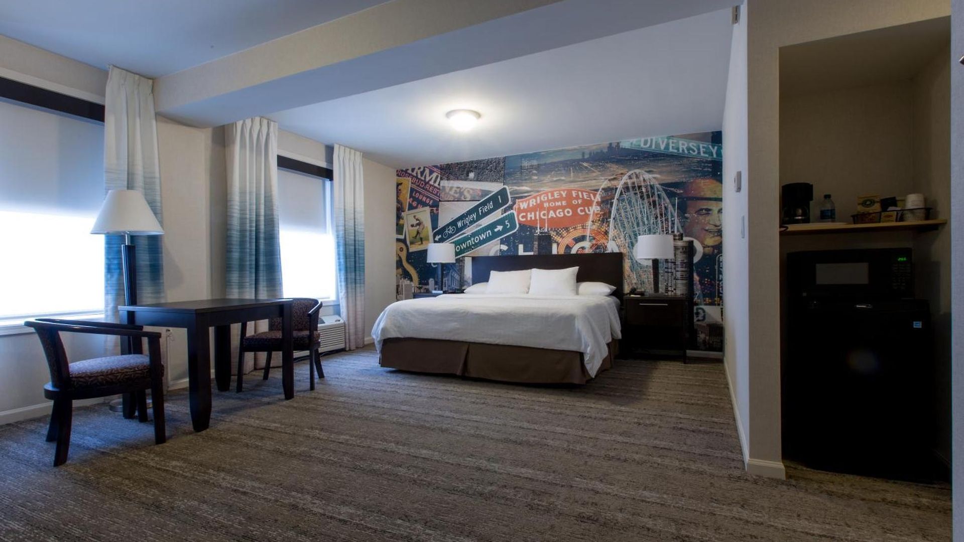 Hotel Versey Lincoln Park 3*
