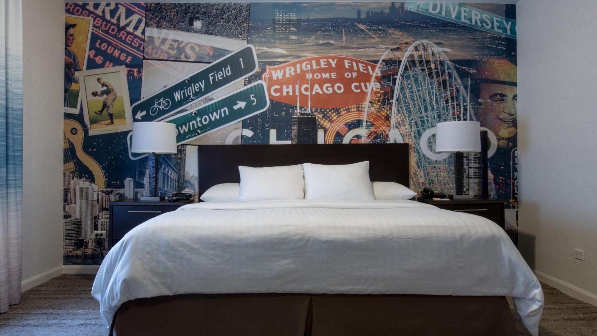 Versey Lincoln Park Hotel