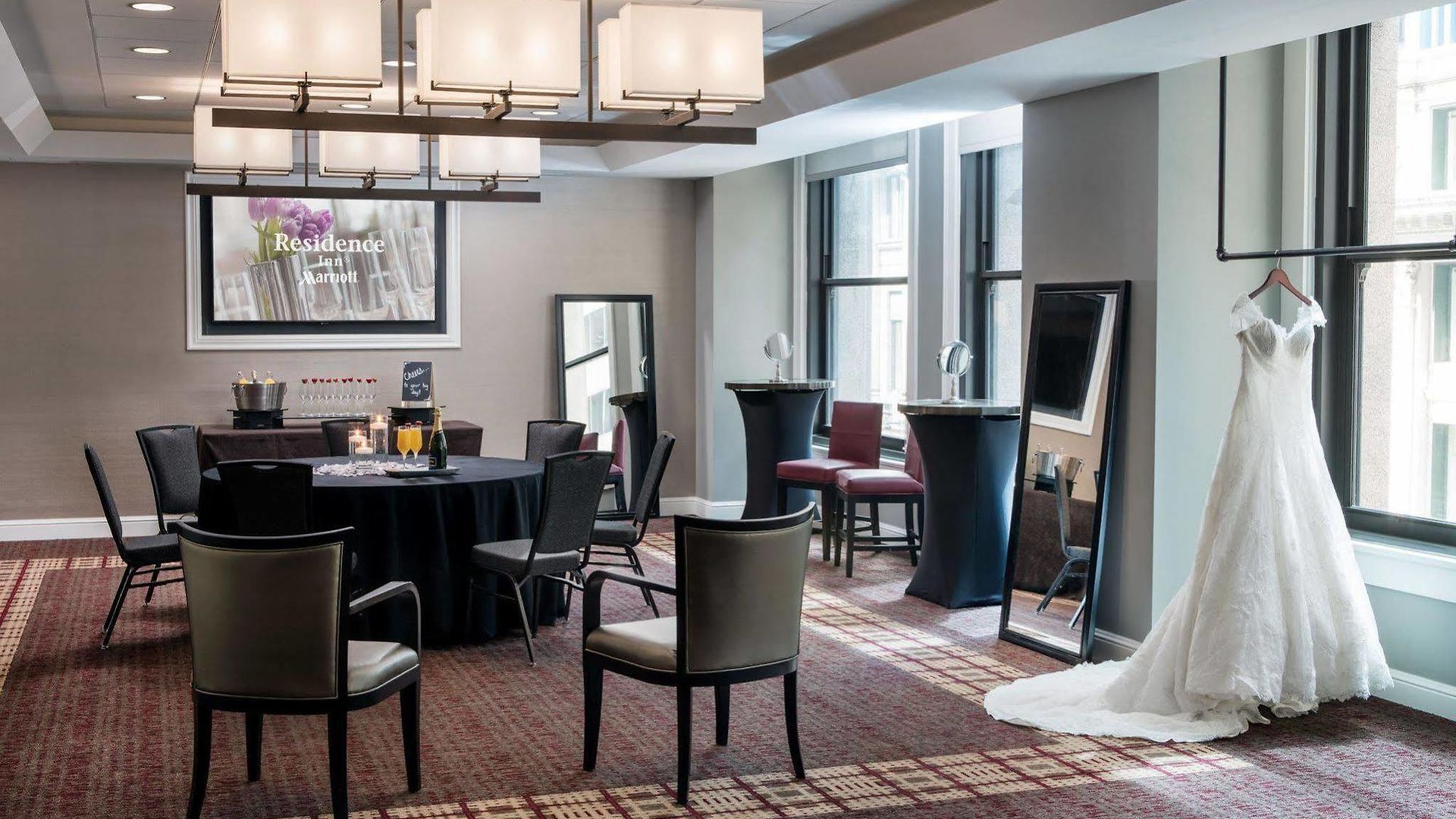 By Marriott Downtown/loop 3* Chicago