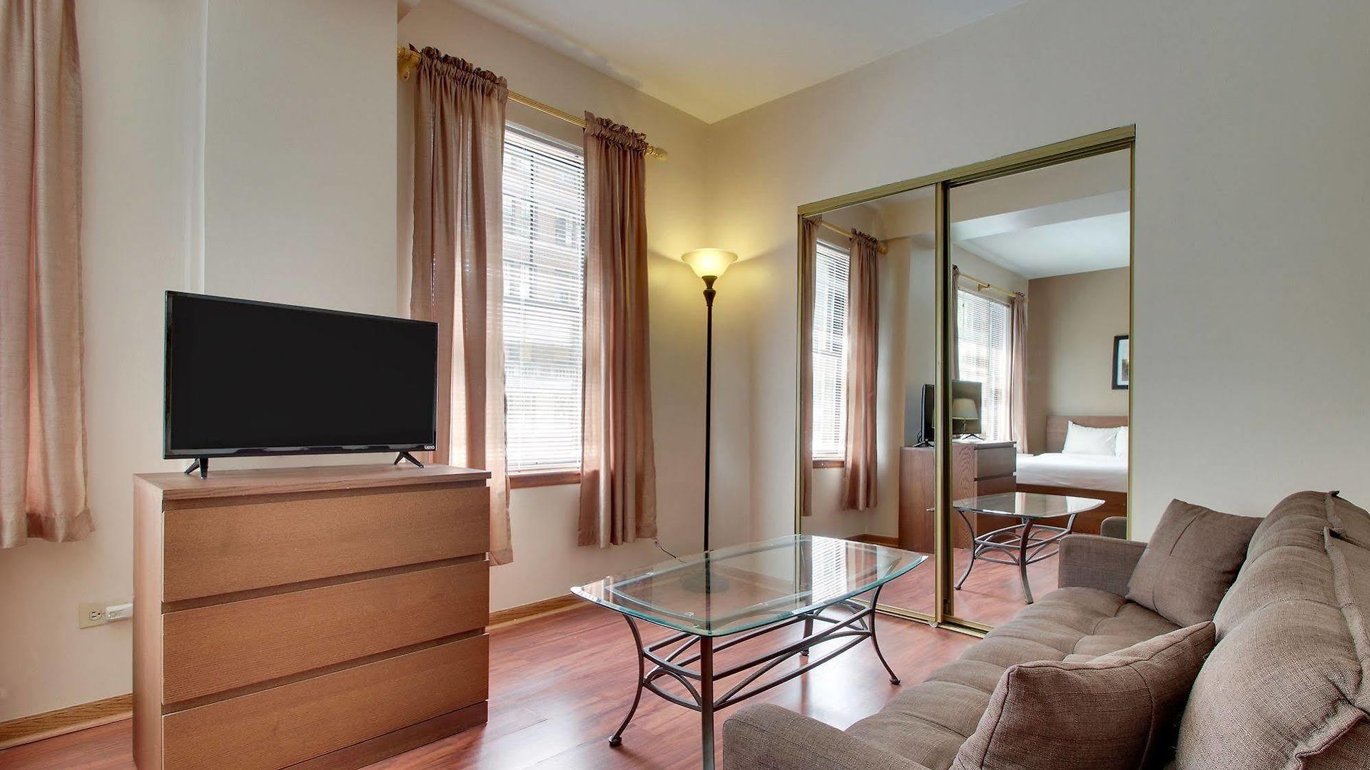 Hotel Dewitt And