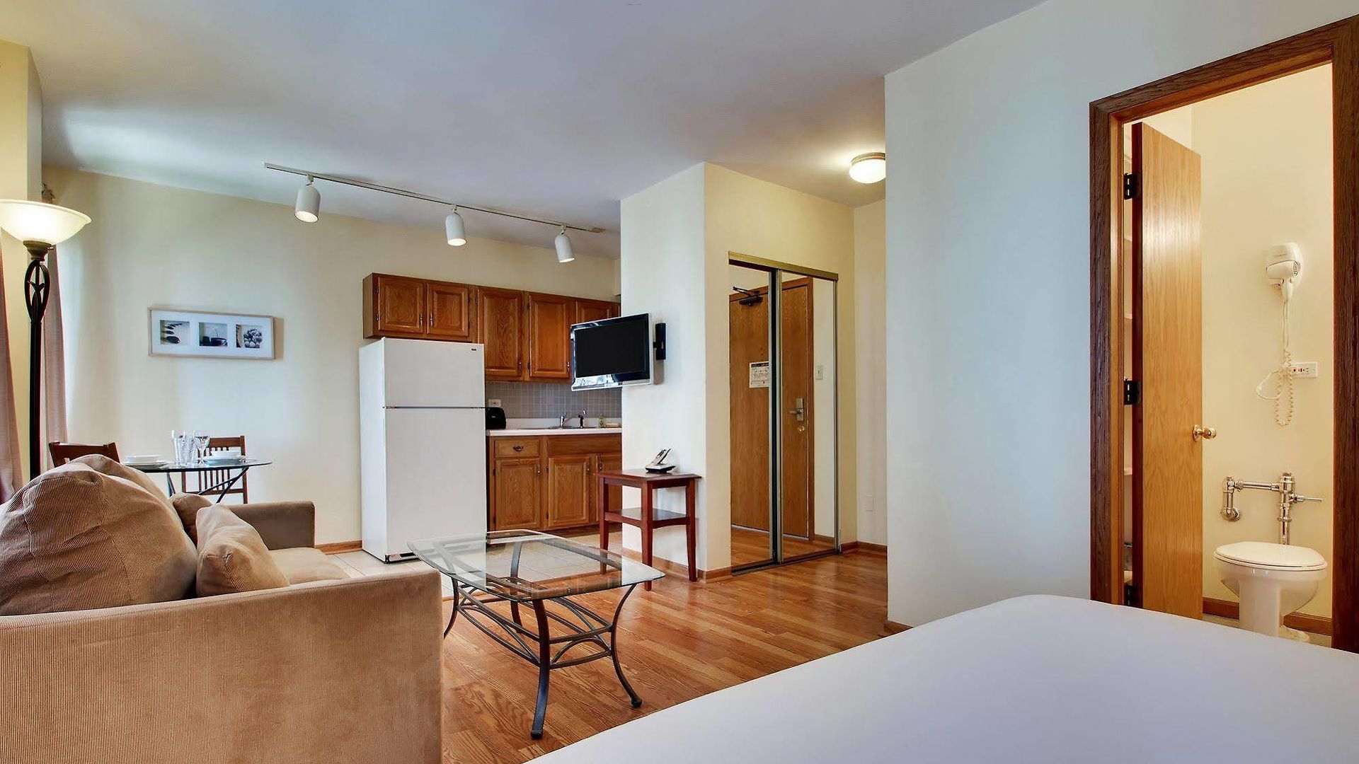 Hotel Dewitt And 3*