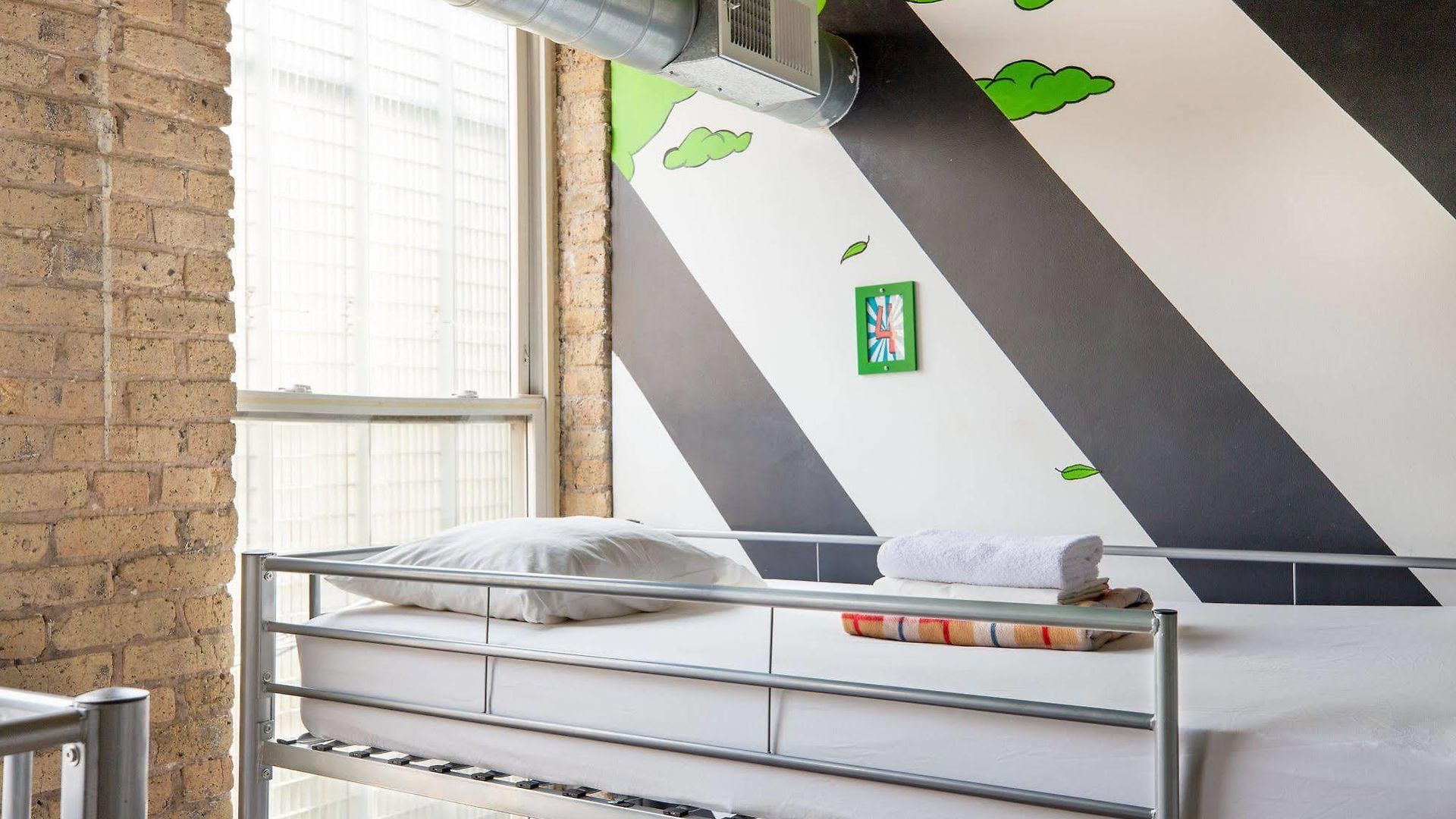 Hostel Urban