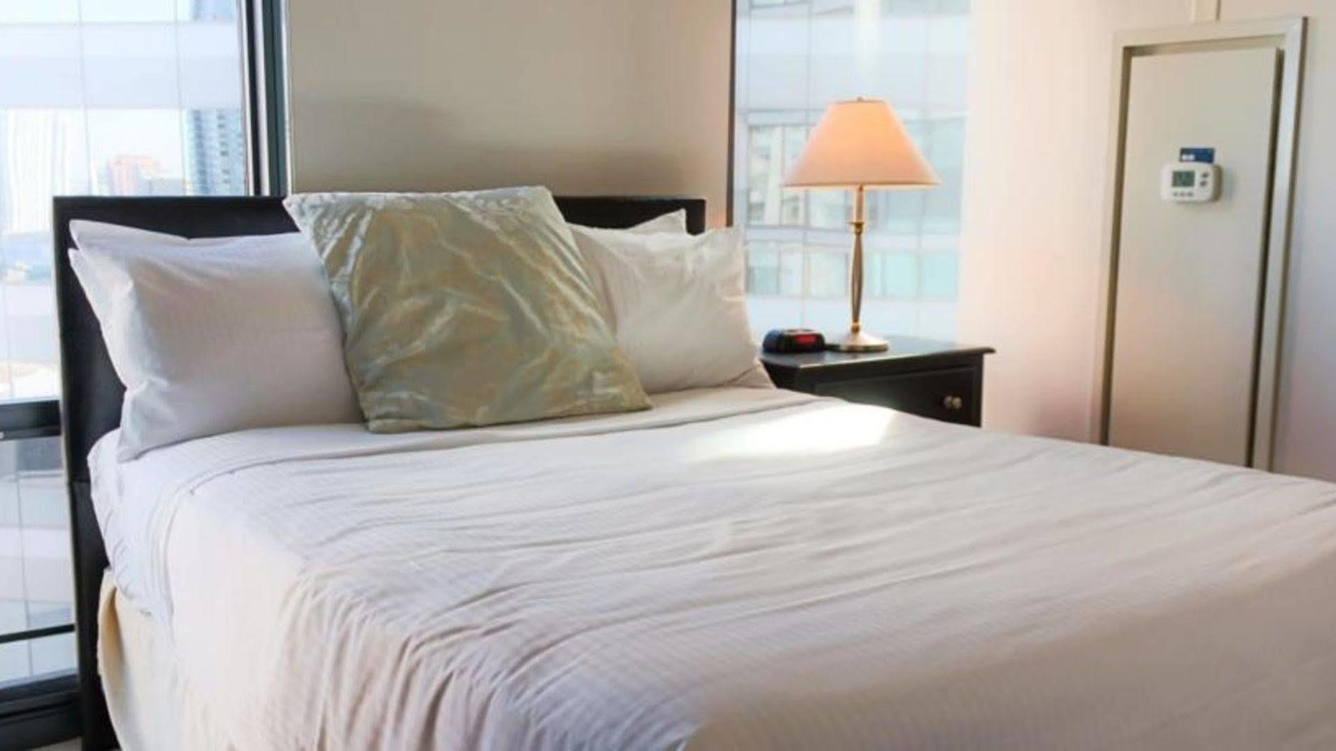 Bridgestreet At State And Grand Aparthotel 4*