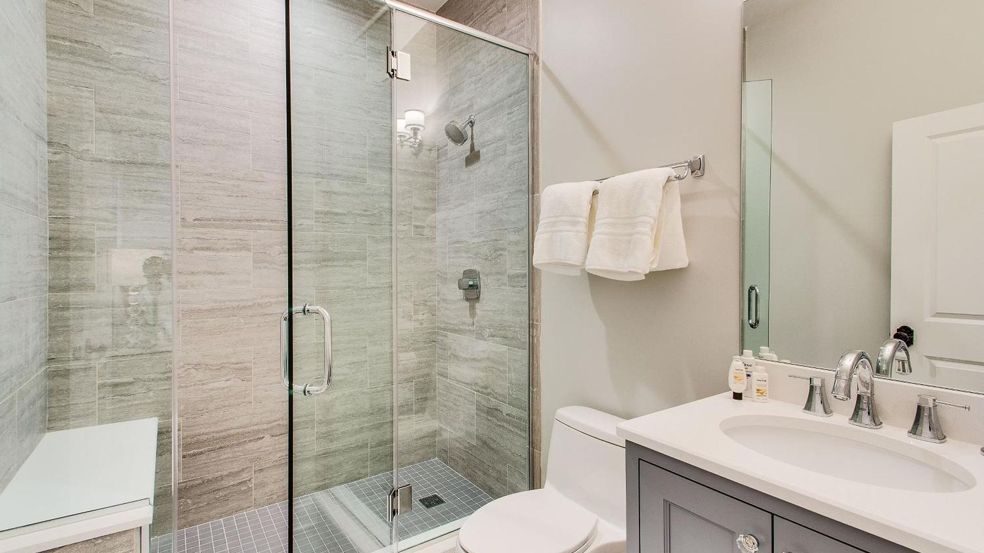 The Sono Bed & Breakfast Chicago