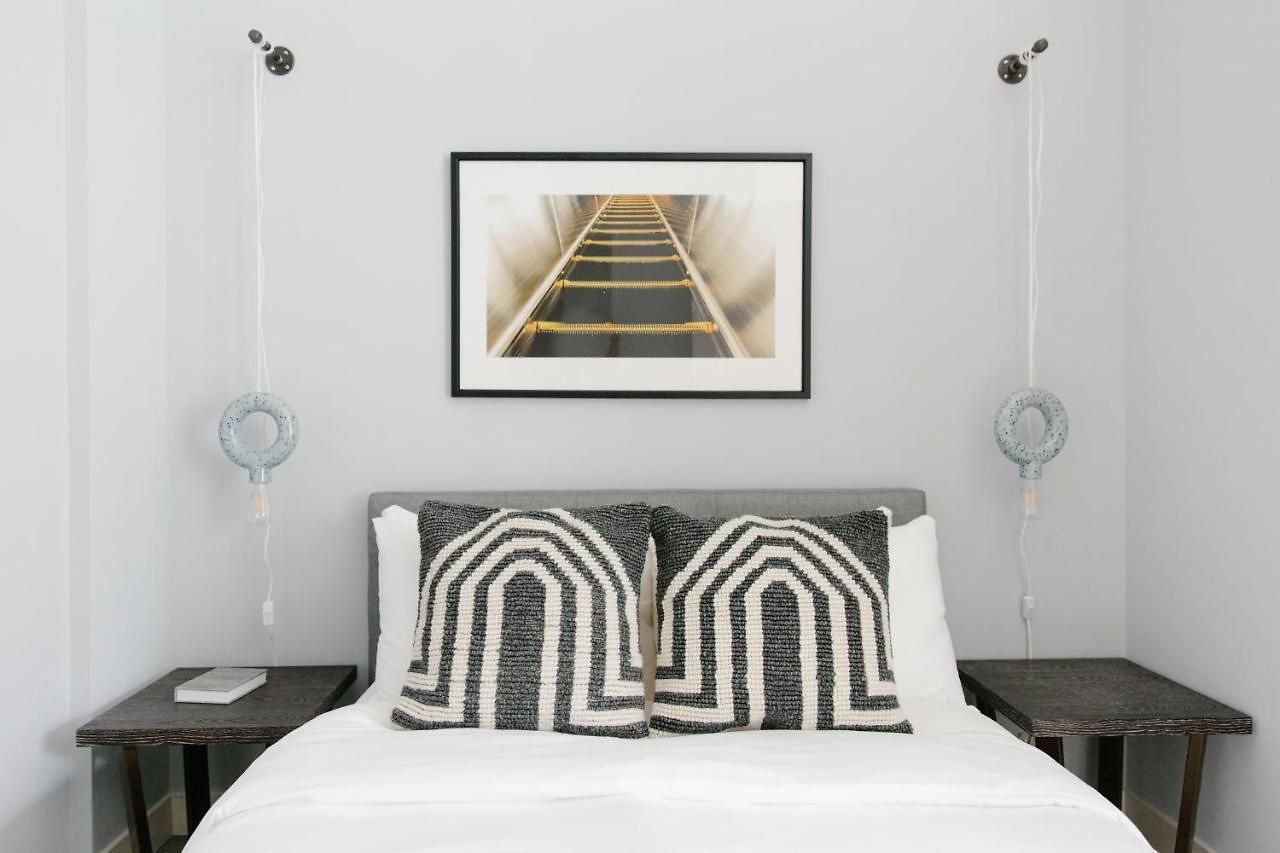 Aparthotel The Plymouth Luxury Suites By Sonder *