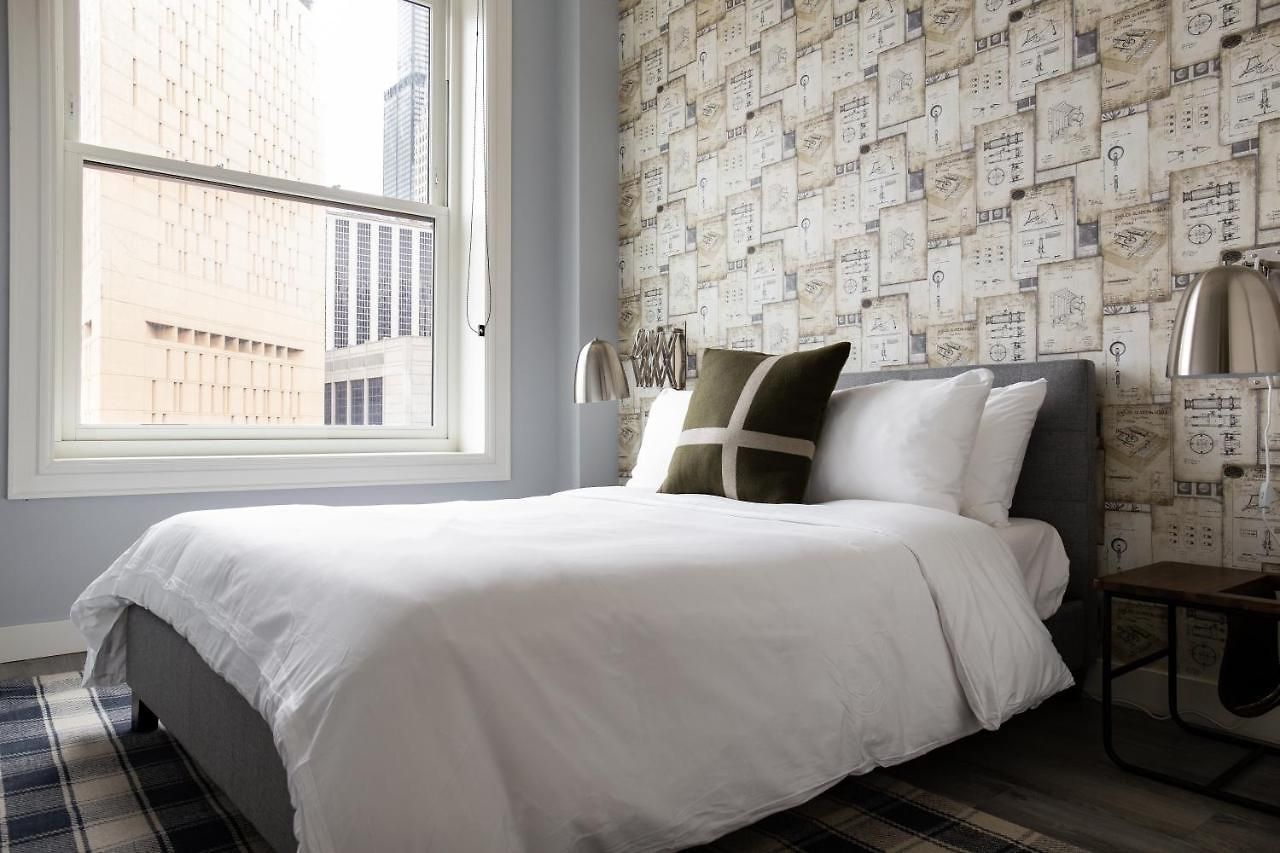 The Plymouth Luxury Suites By Sonder * Chicago