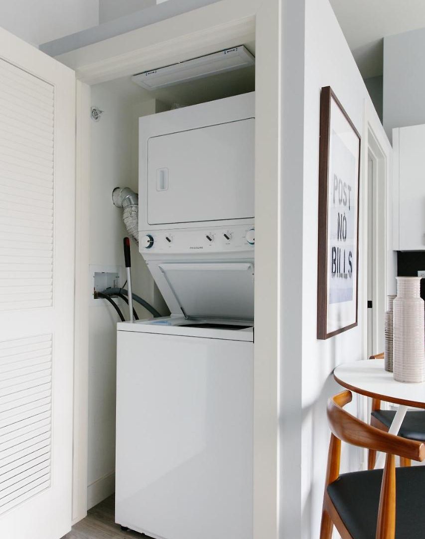 The Plymouth Luxury Suites By Sonder * Chicago