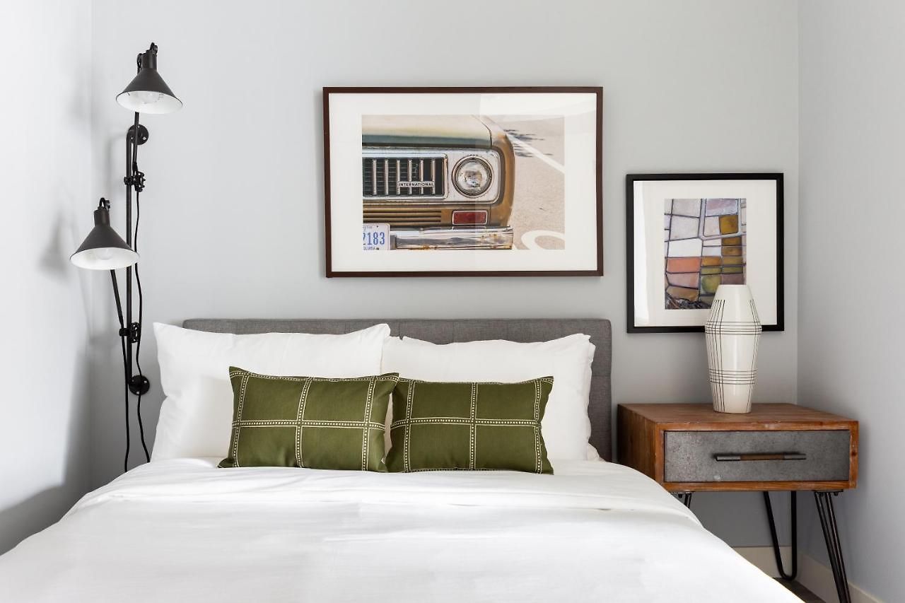 Aparthotel The Plymouth Luxury Suites By Sonder Chicago