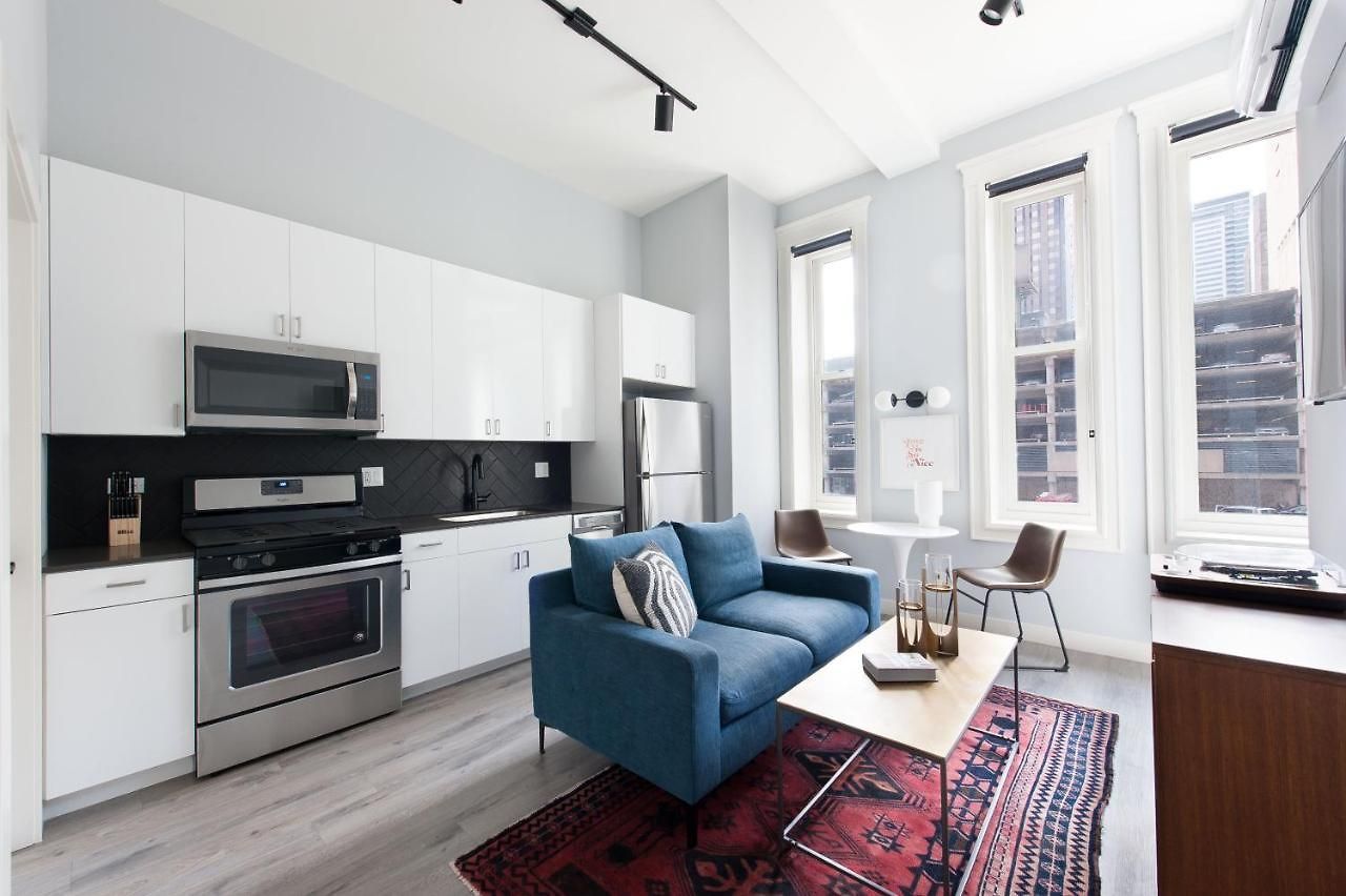 The Plymouth Luxury Suites By Sonder Aparthotel Chicago