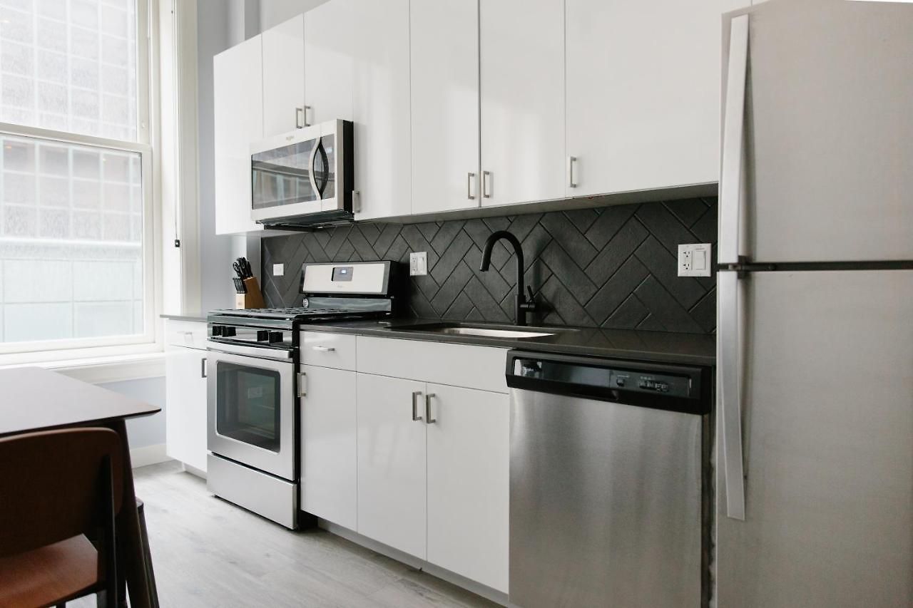 Aparthotel The Plymouth Deluxe Suites By Sonder Chicago