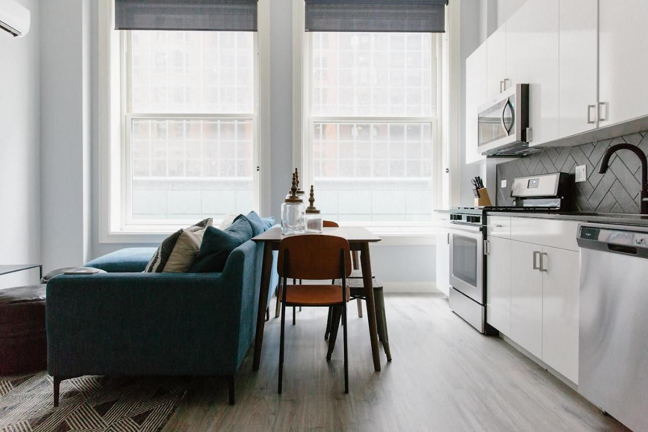 The Plymouth Deluxe Suites By Sonder Aparthotel *