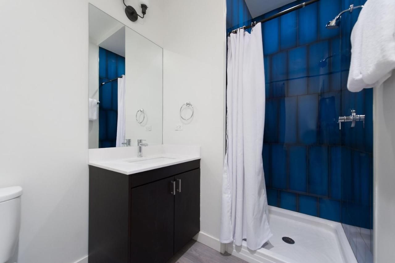 The Plymouth Classic Suites By Sonder Aparthotel Chicago